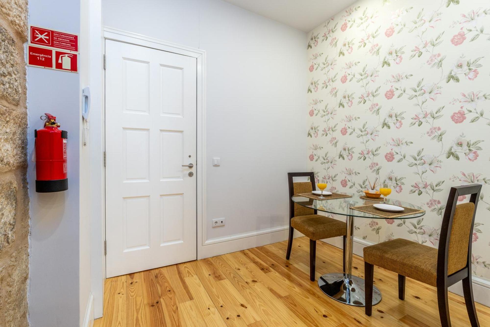A Window To Porto - Premium Apartment By The River Exteriör bild